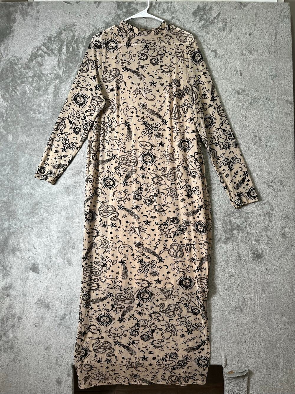 Torrid 2X Celestial Mesh Maxi Dress Beige Black Sun Moon Star Print Gothic New